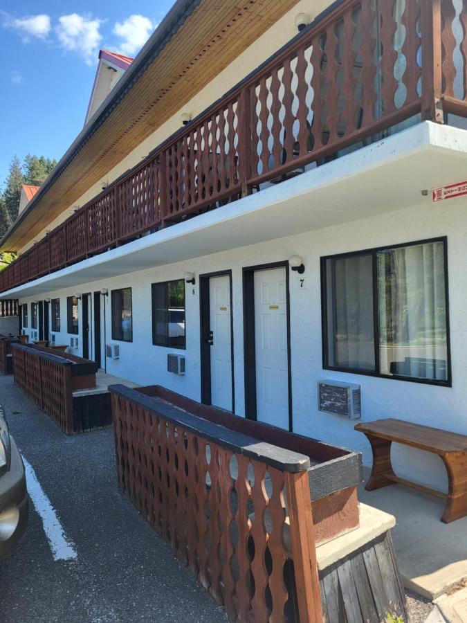 Alpen Motel Radium Hot Springs Exterior photo