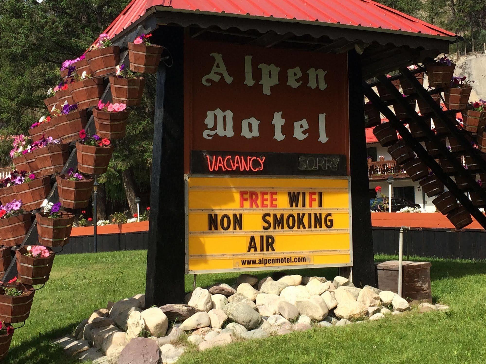 Alpen Motel Radium Hot Springs Exterior photo